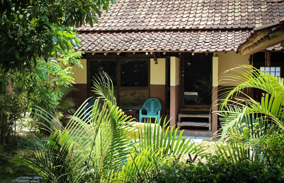 Harrys Oceanhouse 2 Pacitan Apartman Kültér fotó