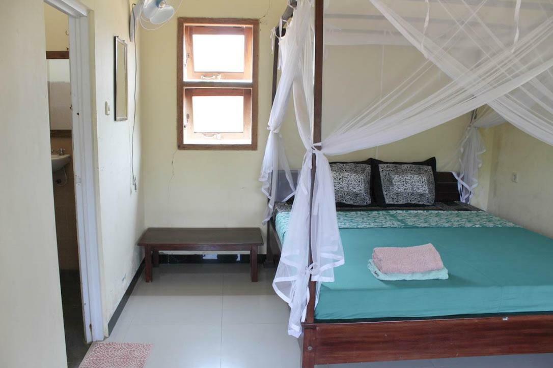 Harrys Oceanhouse 2 Pacitan Apartman Kültér fotó