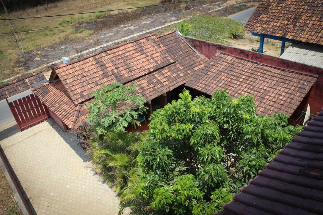 Harrys Oceanhouse 2 Pacitan Apartman Kültér fotó