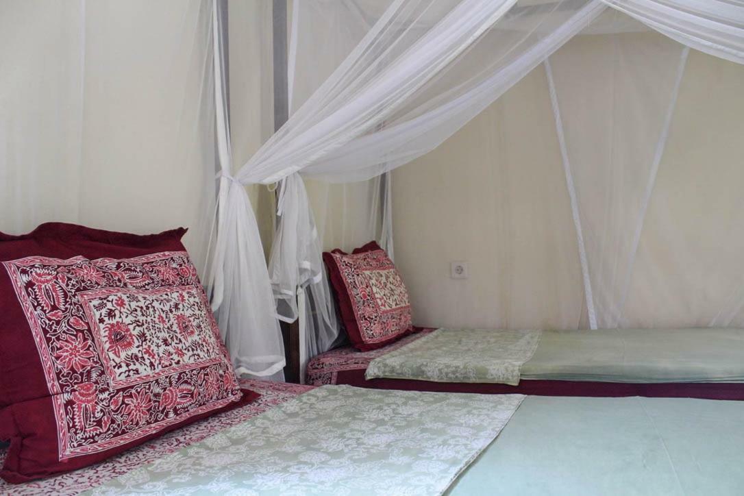 Harrys Oceanhouse 2 Pacitan Apartman Kültér fotó